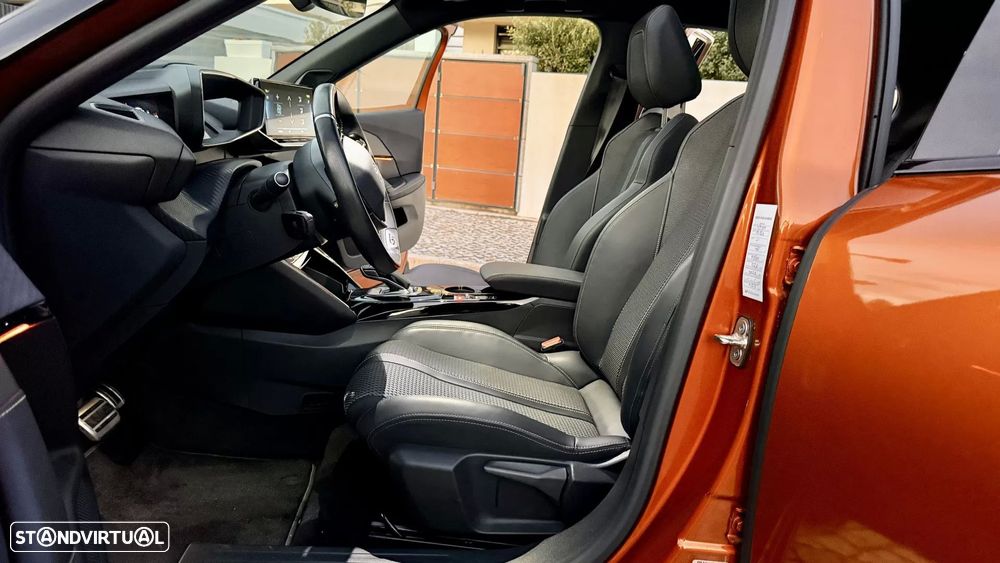 Peugeot e-2008 50 kWh GT Line - 19