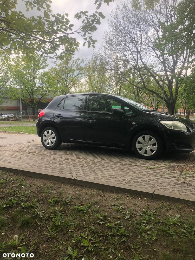 Toyota Auris 1.6 VVT-i Luna - 3
