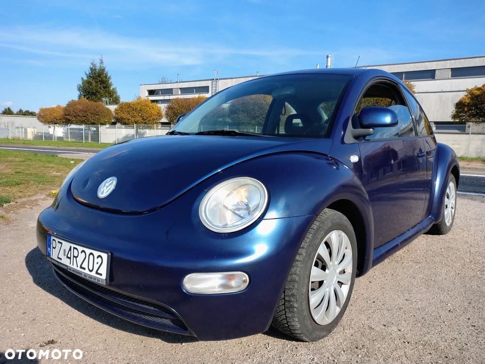 Volkswagen New Beetle - 2