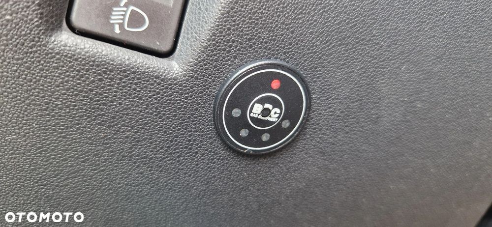 Citroën C3 Picasso 1.4i Attraction - 10