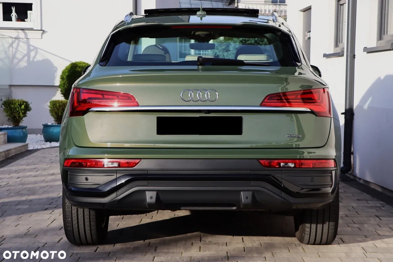 Audi Q5 Sportback - 12