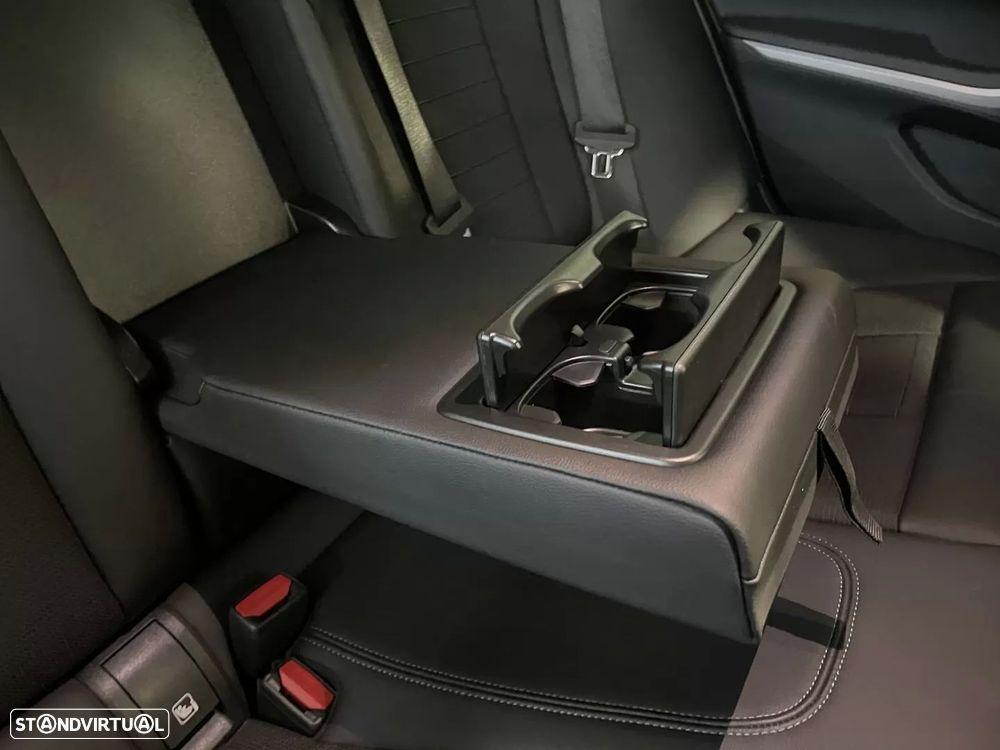 BMW 320 e Corporate Edition Auto - 18