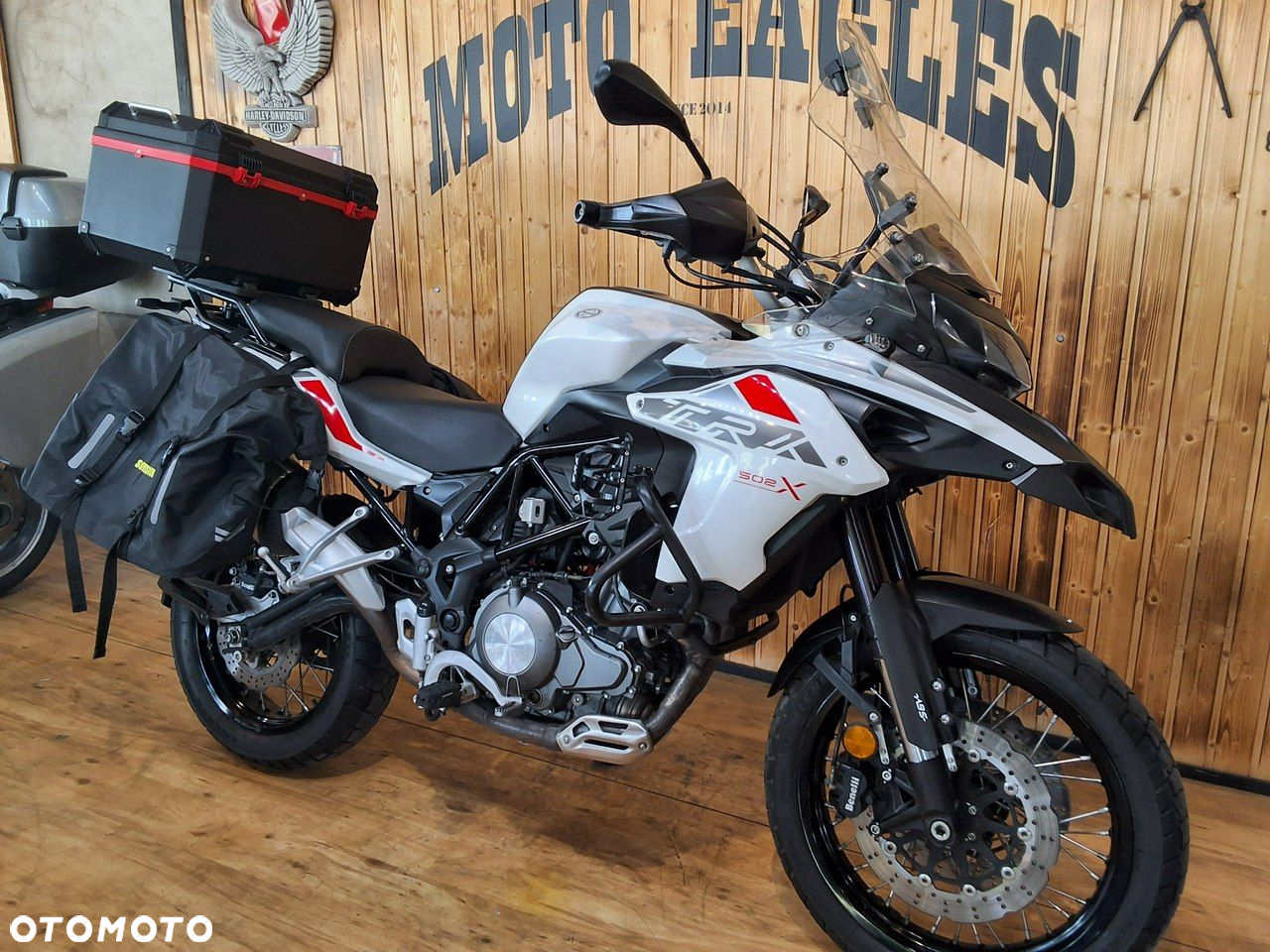 Benelli TRK 502 - 9