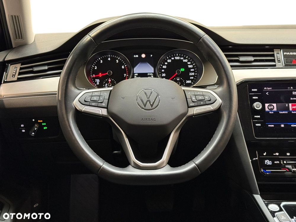 Volkswagen Passat Variant 1.5 TSI EVO Elegance DSG - 28