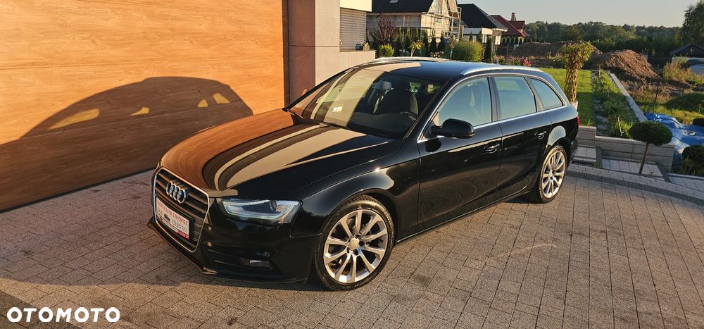 Audi A4 - 1