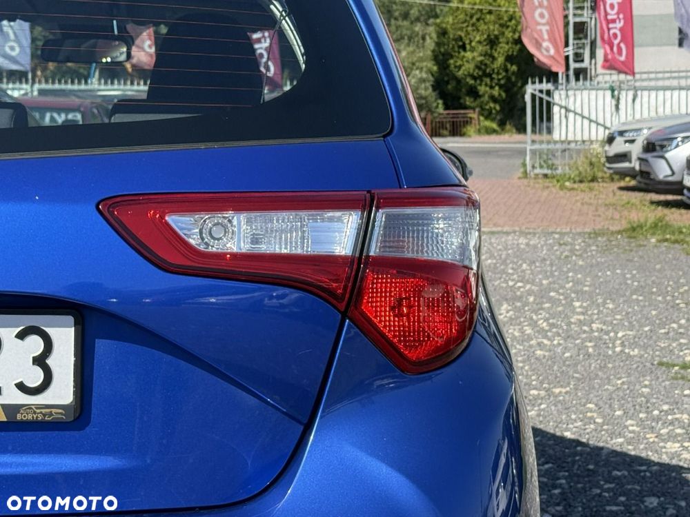 Toyota Yaris 1.5 Premium - 8