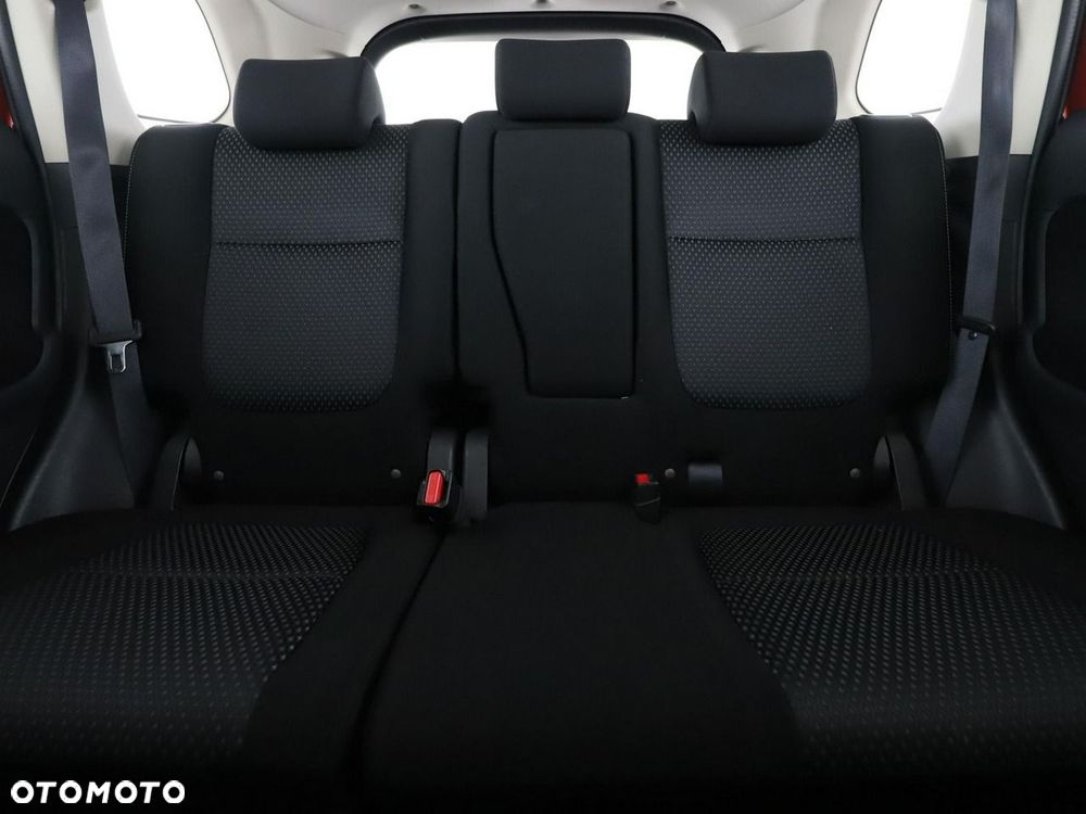 Mitsubishi Outlander 2.0 2WD SUV-Star - 19