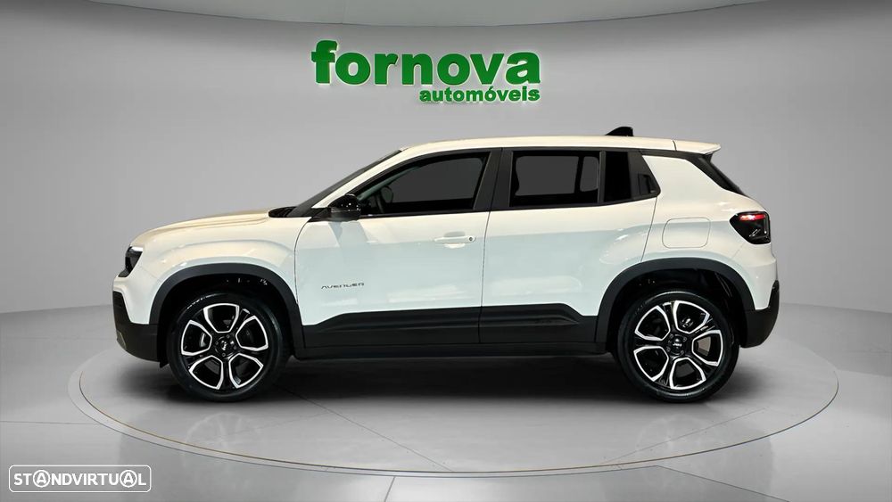 Jeep Avenger 1.2 GSE T3 Summit - 9