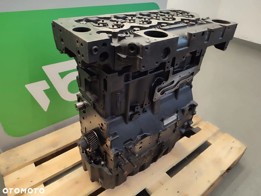 Słupek silnika  Cat 4.4C - 5