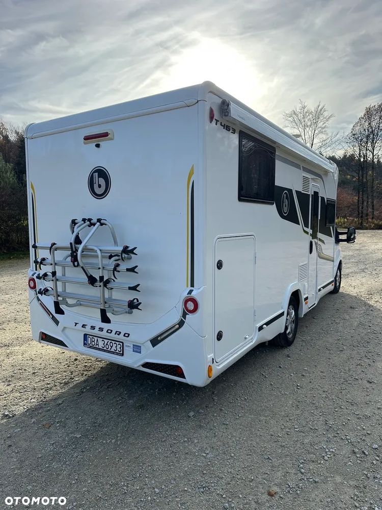 Ford Tessoro 463/ Benimar 8 - 7