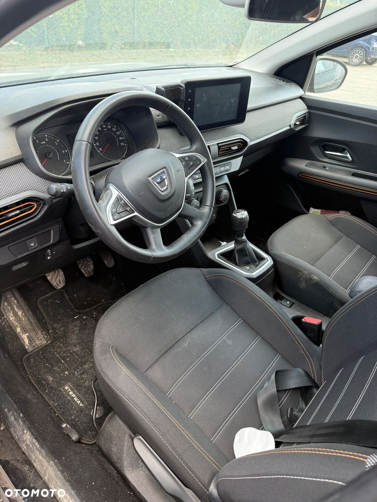 Dacia Sandero - 9