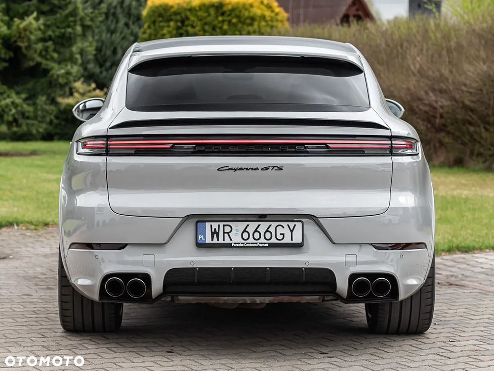 Porsche Cayenne - 10