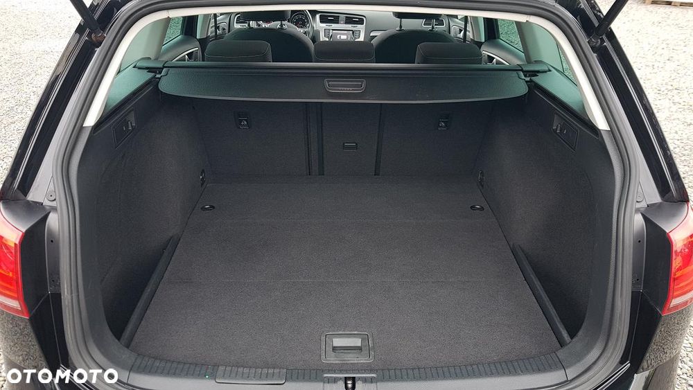 Volkswagen Golf Variant 2.0 TDI BlueMotion Technology Lounge - 11