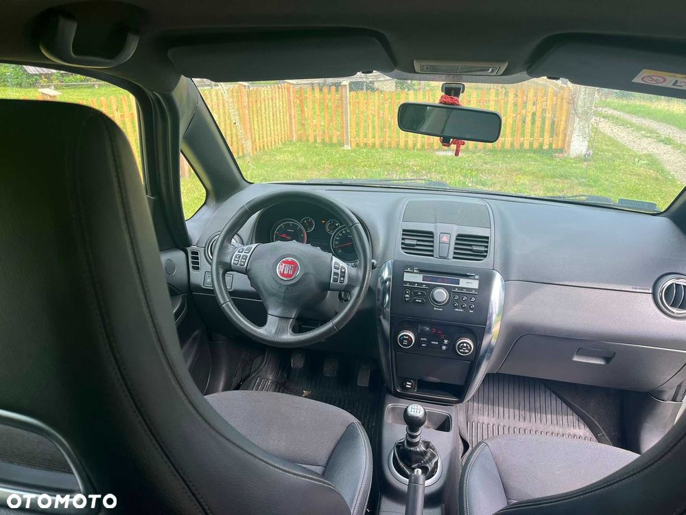 Fiat Sedici - 7