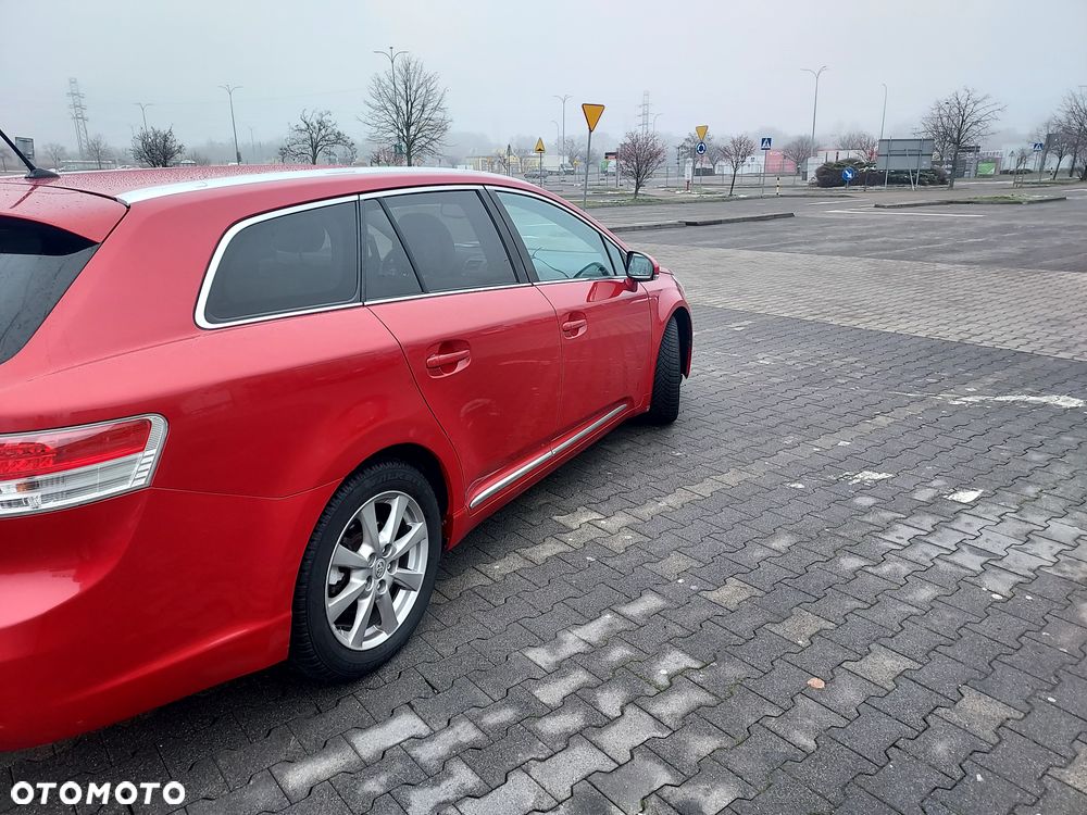 Toyota Avensis 2.0 D-4D Sol plus+NAVI - 22