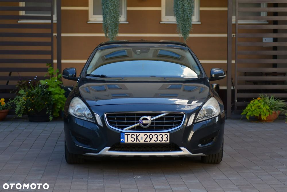 Volvo S60 D3 Momentum - 1