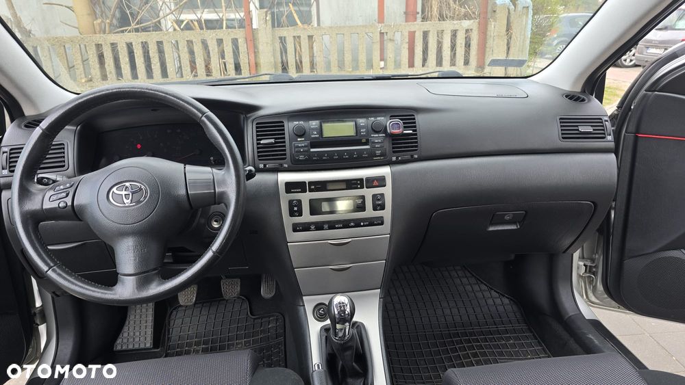 Toyota Corolla 1.4 VVT-i - 8