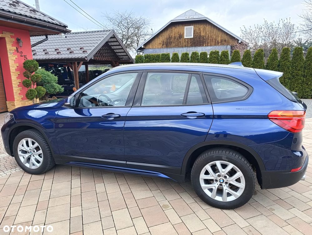 BMW X1 xDrive18d Sport Line - 11