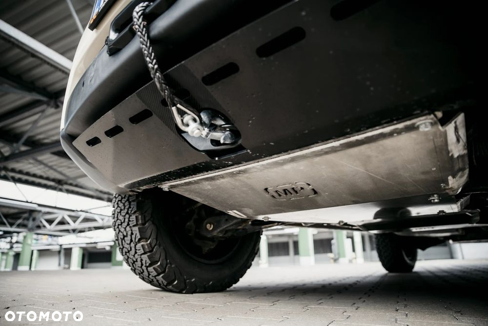Land Rover Discovery IV 5.0 V8 HSE - 10