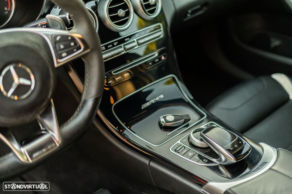 Mercedes-Benz C 63 AMG S - 8