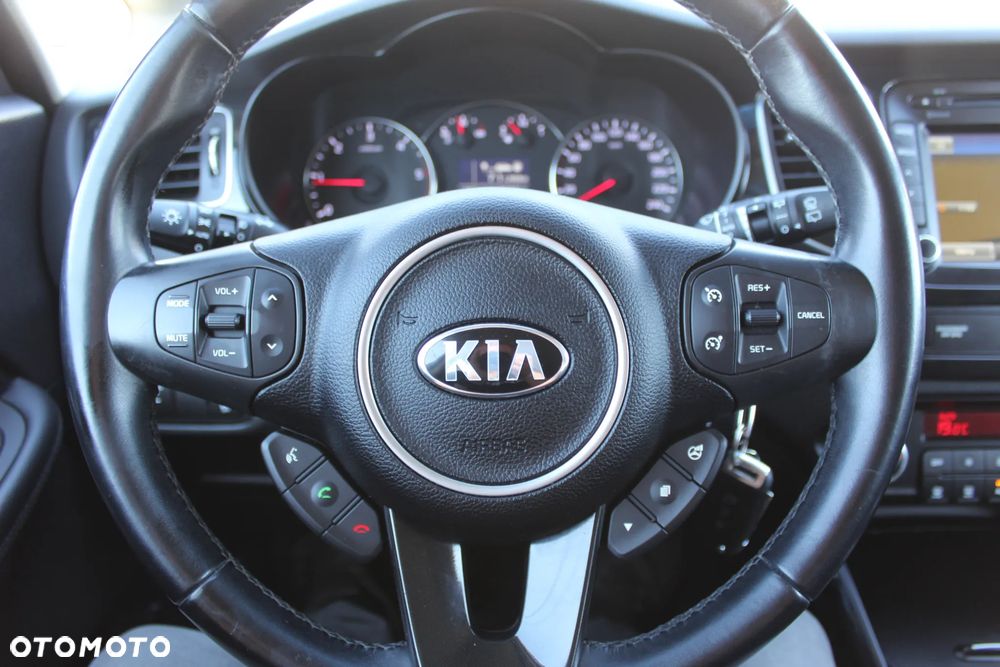 Kia Carens 1.7 CRDi S 7os - 17