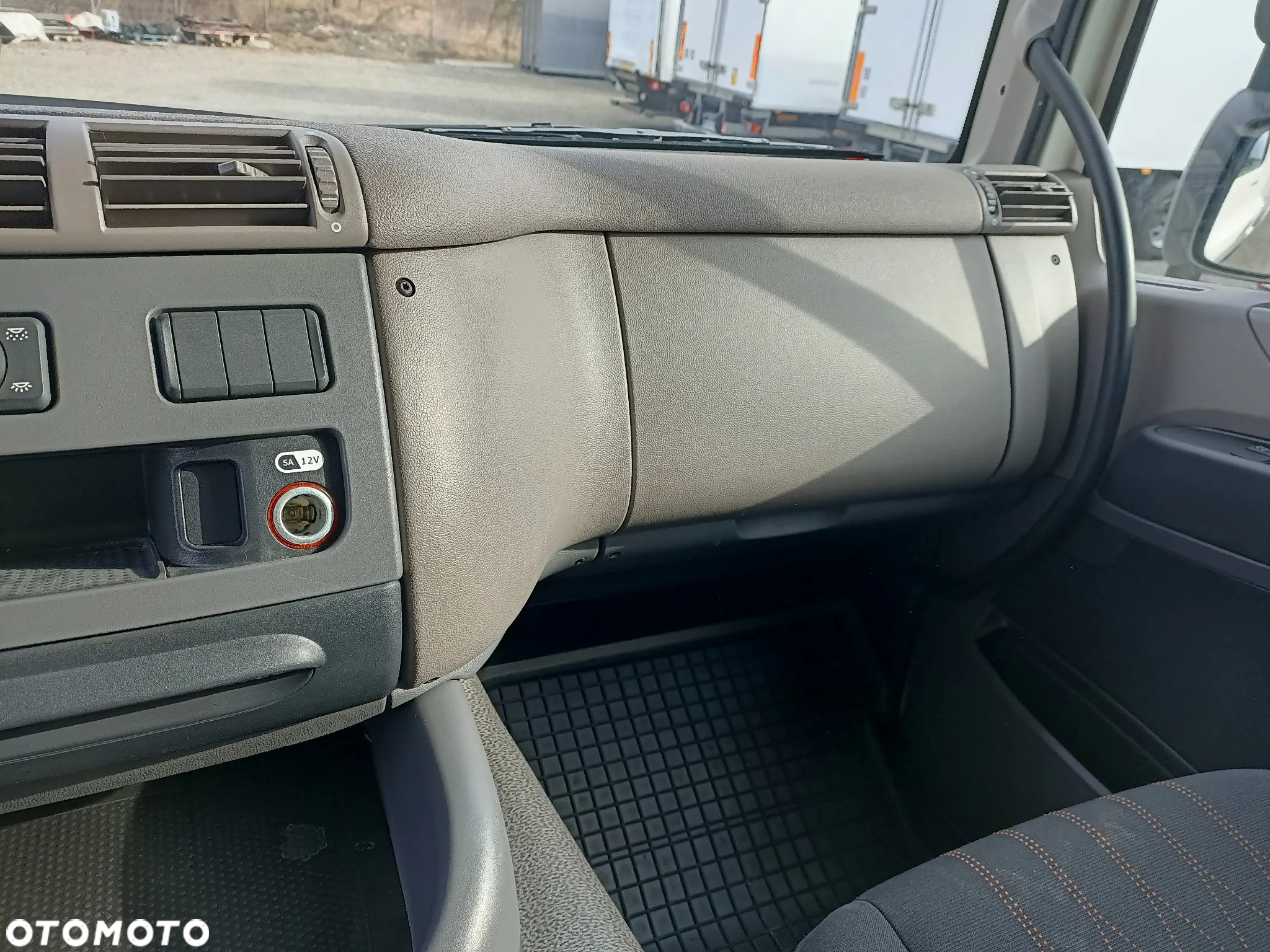 DAF CF 370 EURO 6 chłodnia Supra 750 na 20 palet - 20