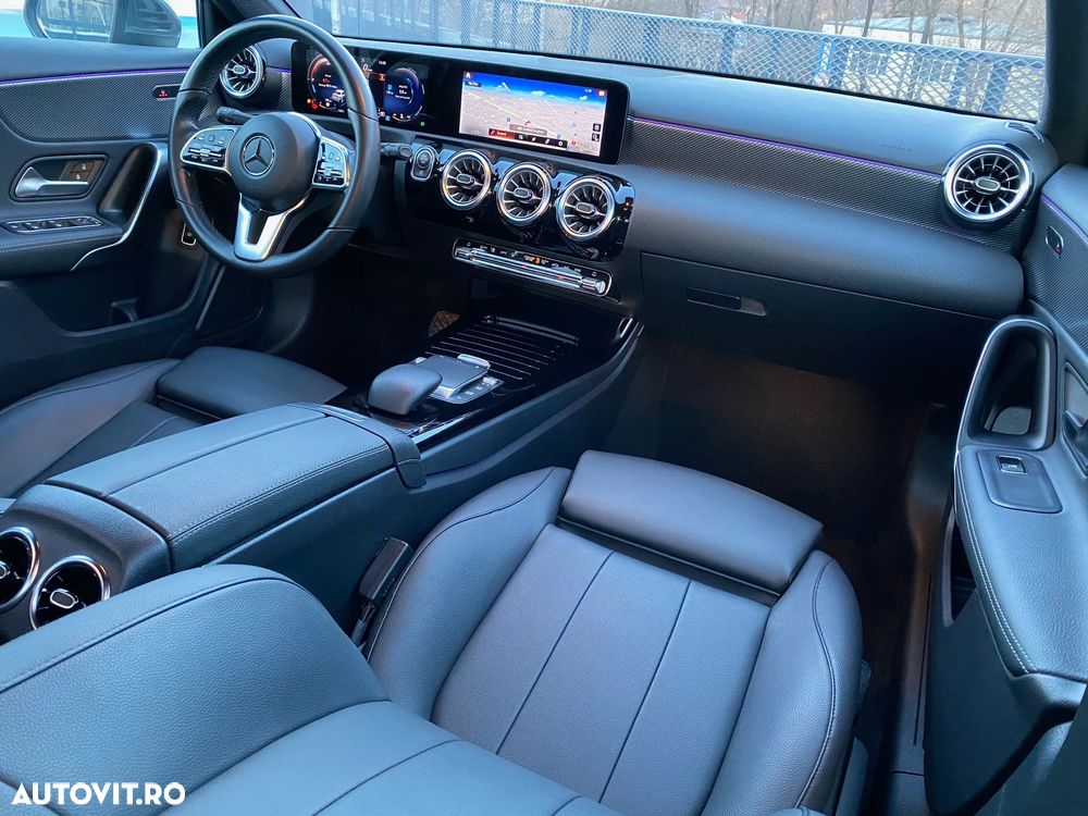 Mercedes-Benz A 180 7G-DCT Edition 2021 - 4