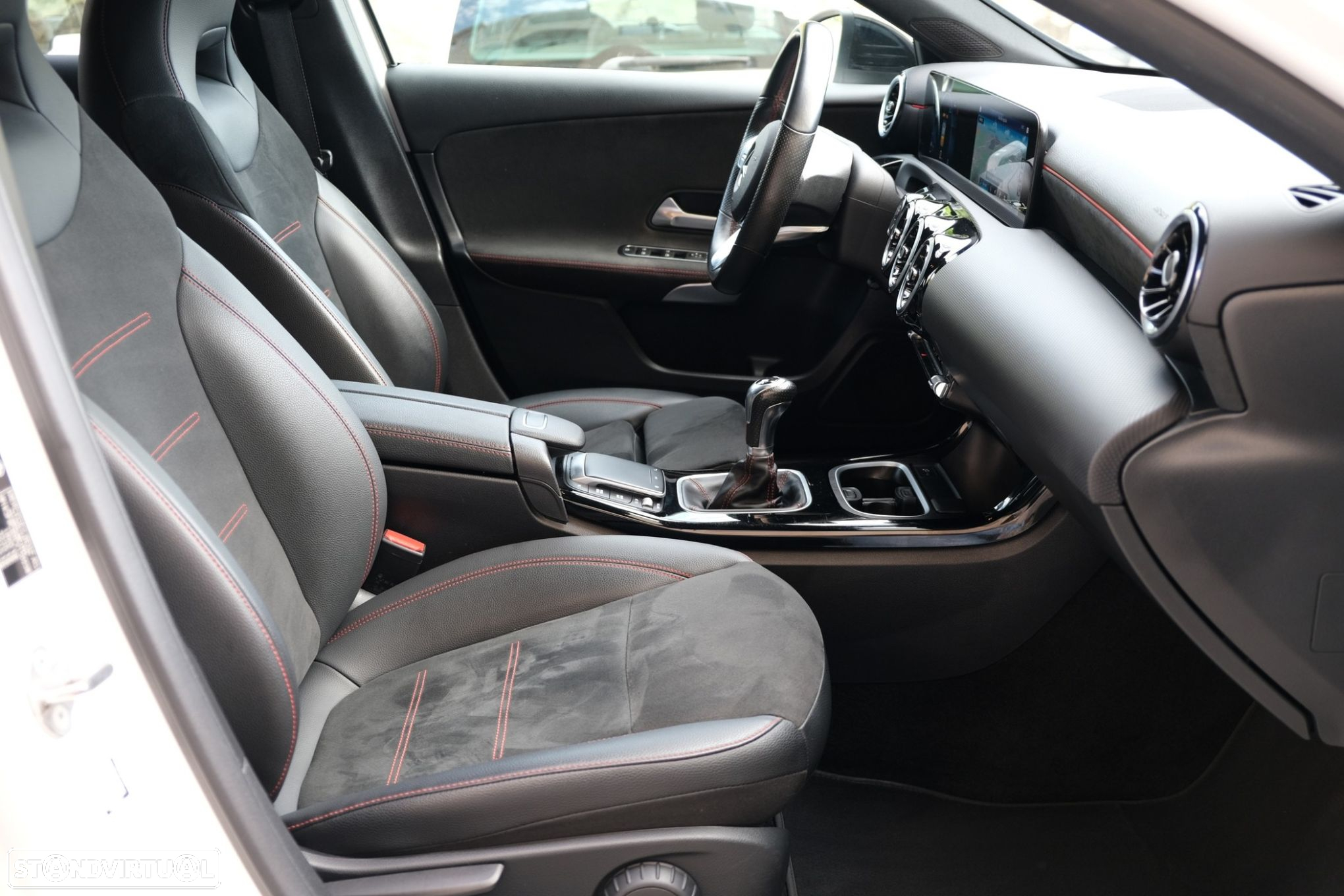 Mercedes-Benz A 160 AMG Line - 18