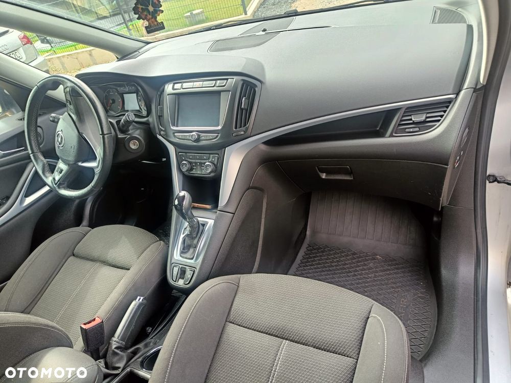 Opel Zafira - 14