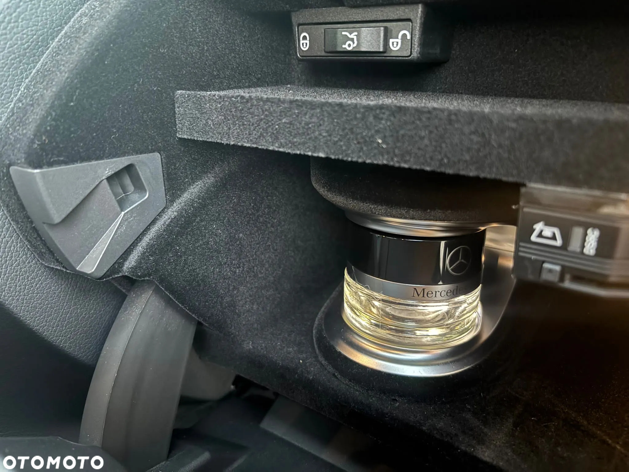 Mercedes-Benz Klasa C AMG 63 S AMG Speedshift 7G-MCT Edition 1 - 16
