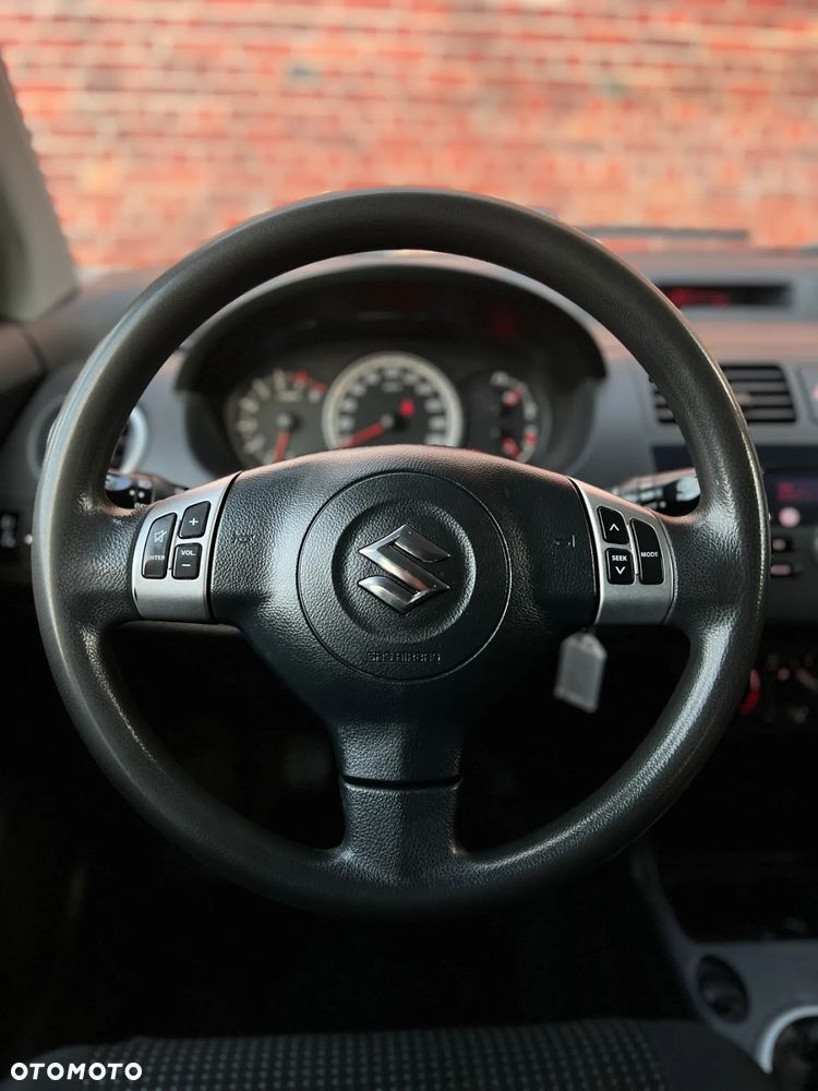 Suzuki Swift - 31