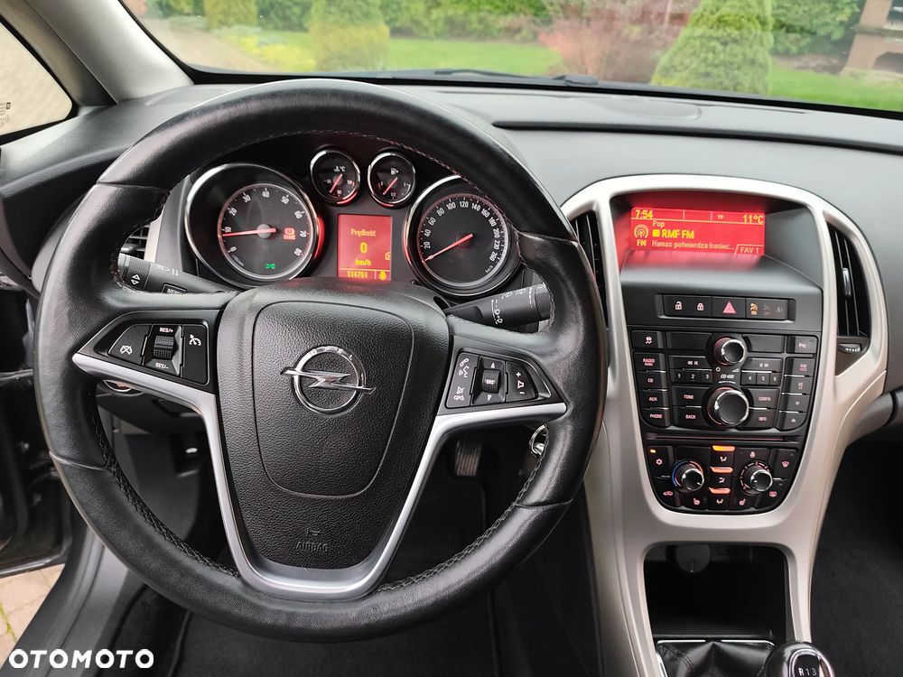 Opel Astra 1.6 Design Edition - 10