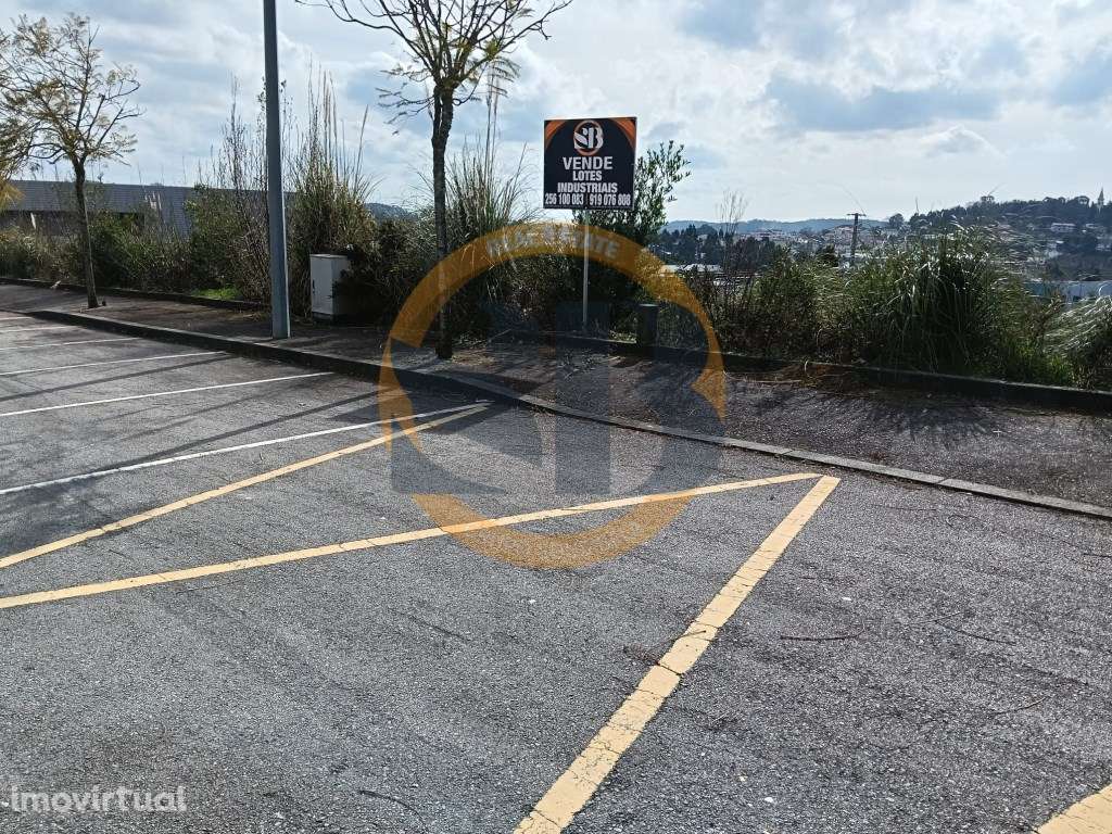 Lote Terreno São João Madeira - Grande imagem: 4/12