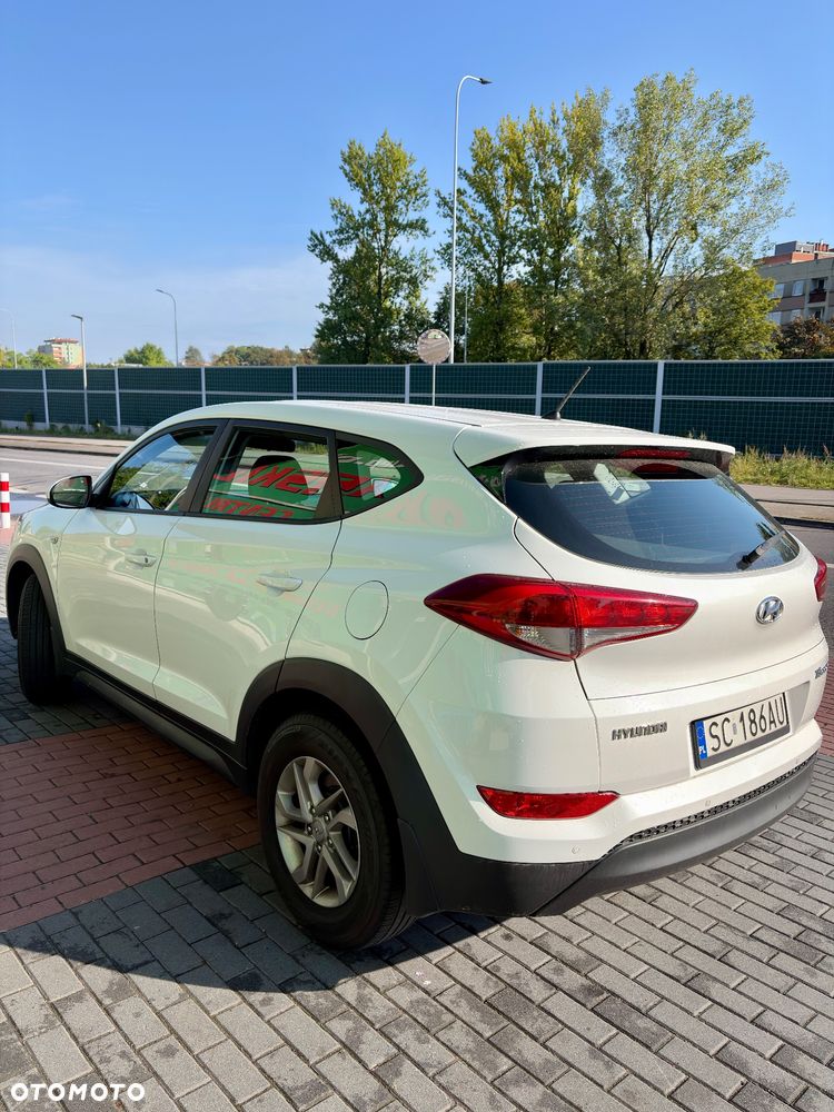 Hyundai Tucson 1.7 CRDI BlueDrive Classic 2WD - 2