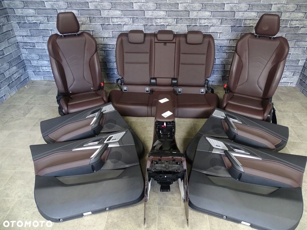 FOTELE BMW X1 U11 FOTELE KANAPA BOCZKI TUNEL BRĄZOWA SKÓRA M SPORT EUROPA - 1