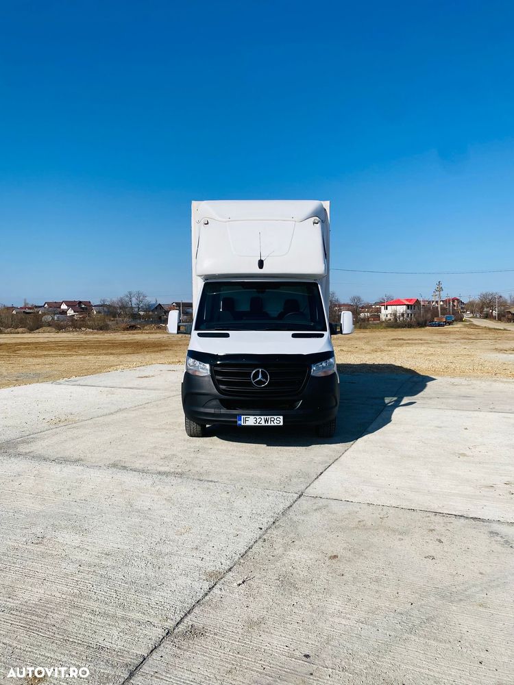 Mercedes-Benz 316 - 13