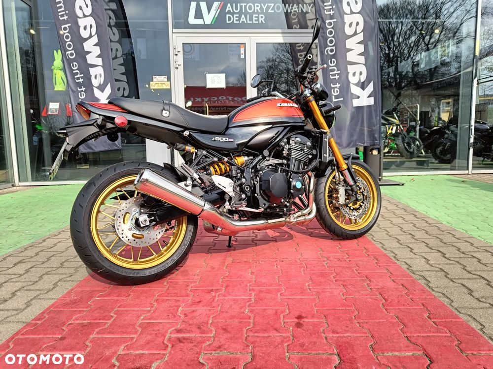 Kawasaki Z 900 RS - 3