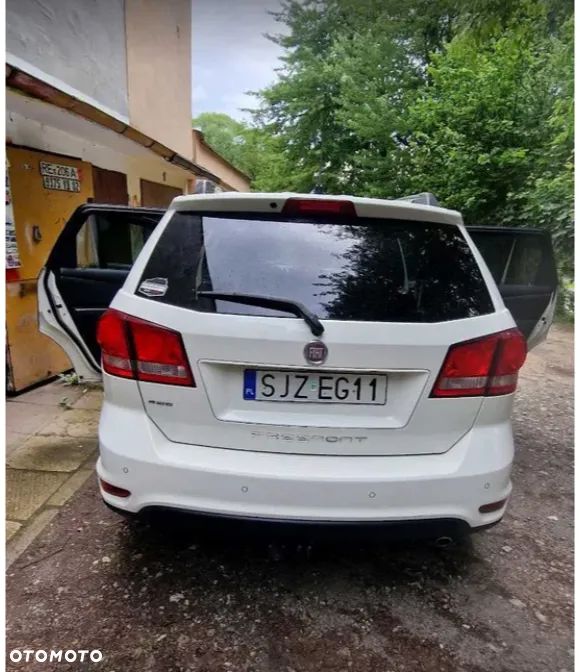 Fiat Freemont 2.0 Multijet Lounge AWD - 3