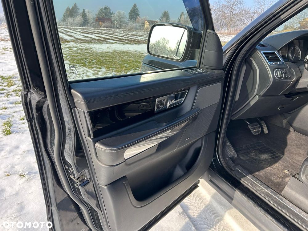 Land Rover Range Rover Sport S 3.0SD V6 HSE - 30