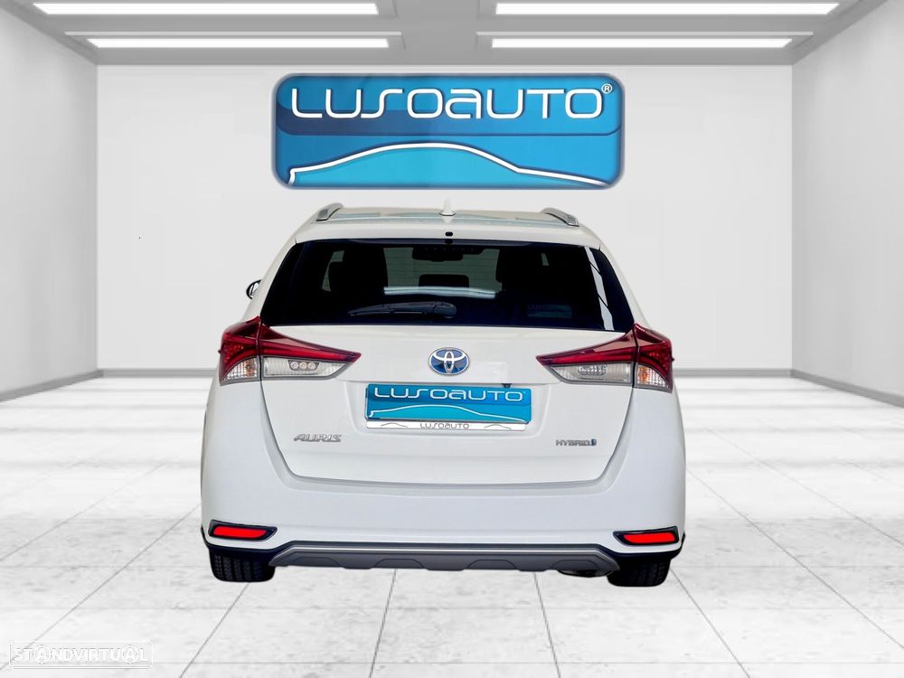 Toyota Auris Touring Sports 1.8 HSD Freestyle - 6