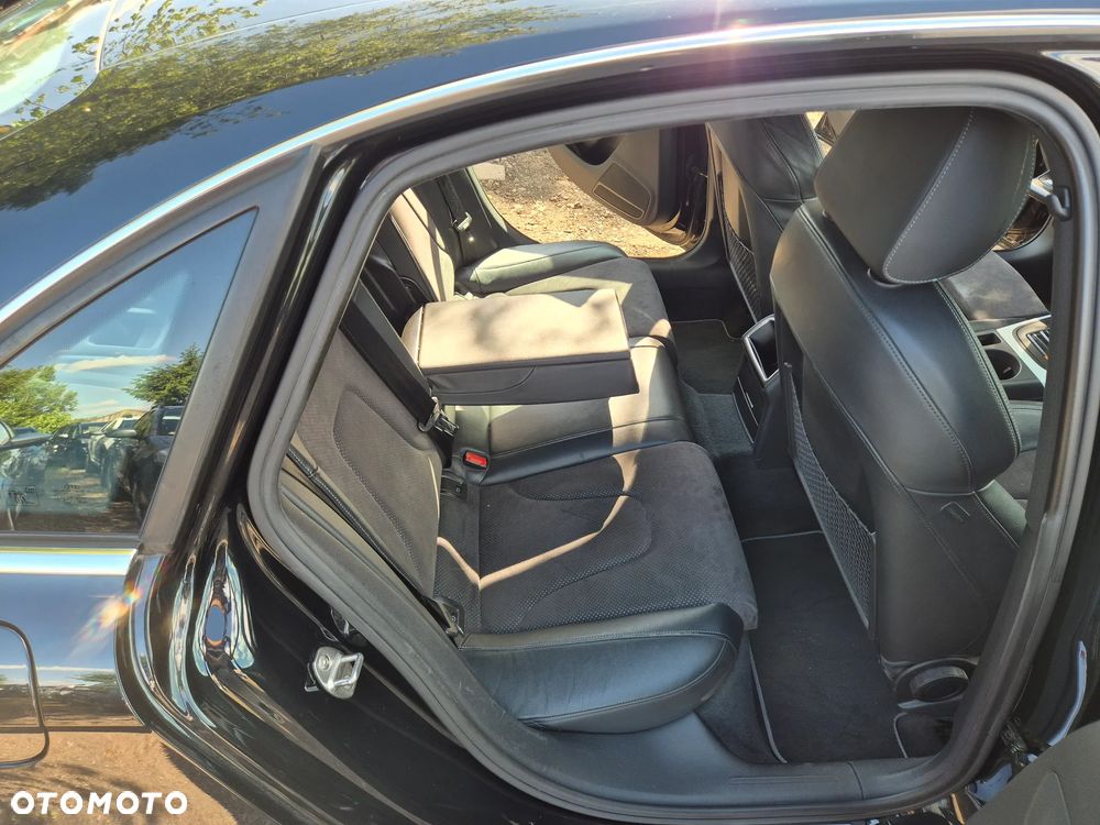 Audi A4 Limousine - 20