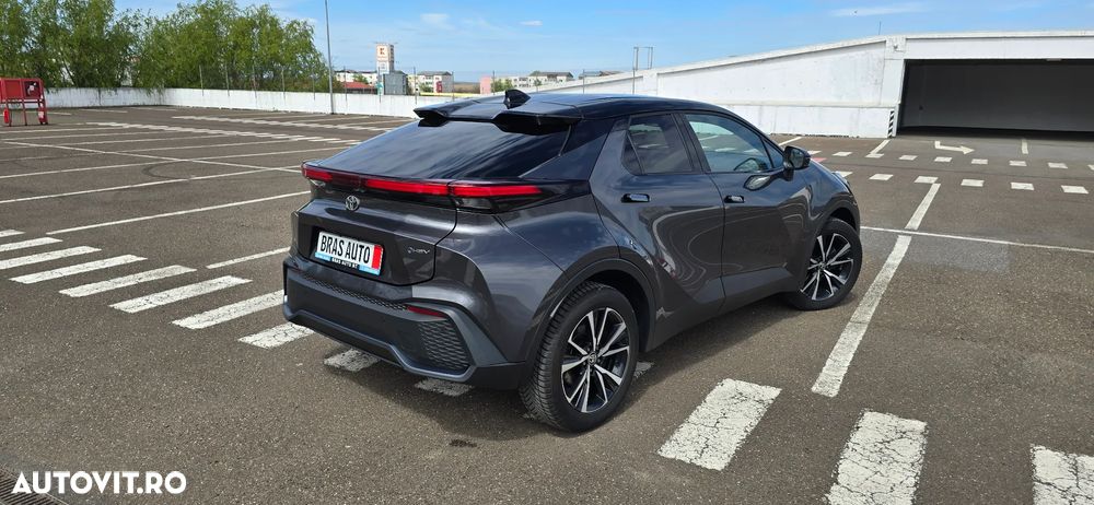 Toyota C-HR 1.8 Hybrid Team Deutschland - 4