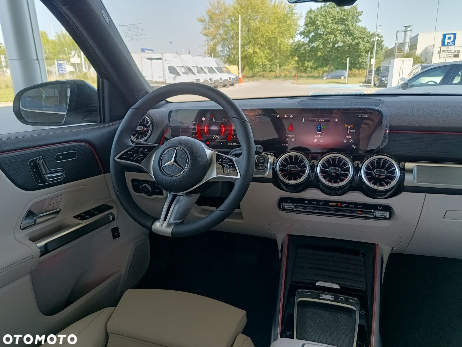 Mercedes-Benz GLB - 22