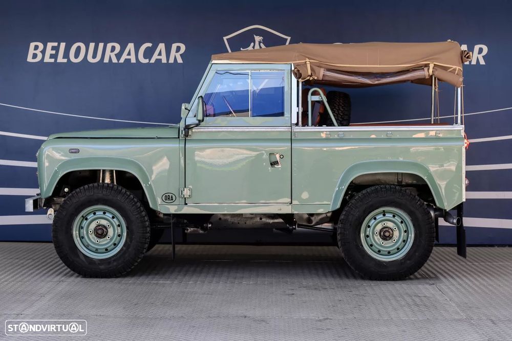 Land Rover Defender 90 SW 2.5 Td5 E - 3