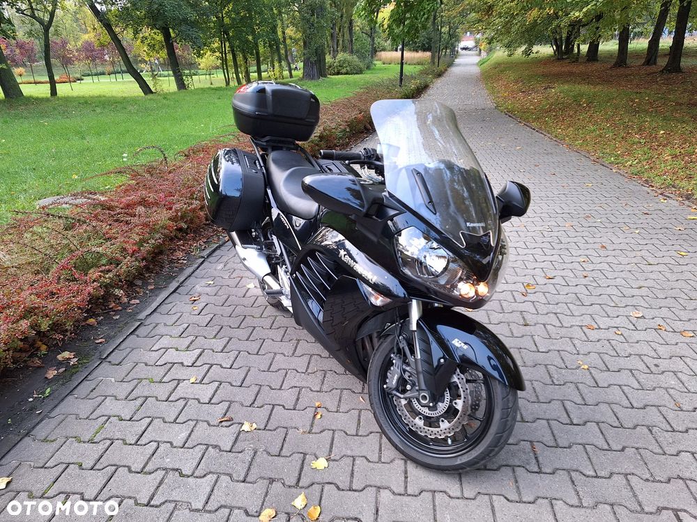 Kawasaki GTR - 2