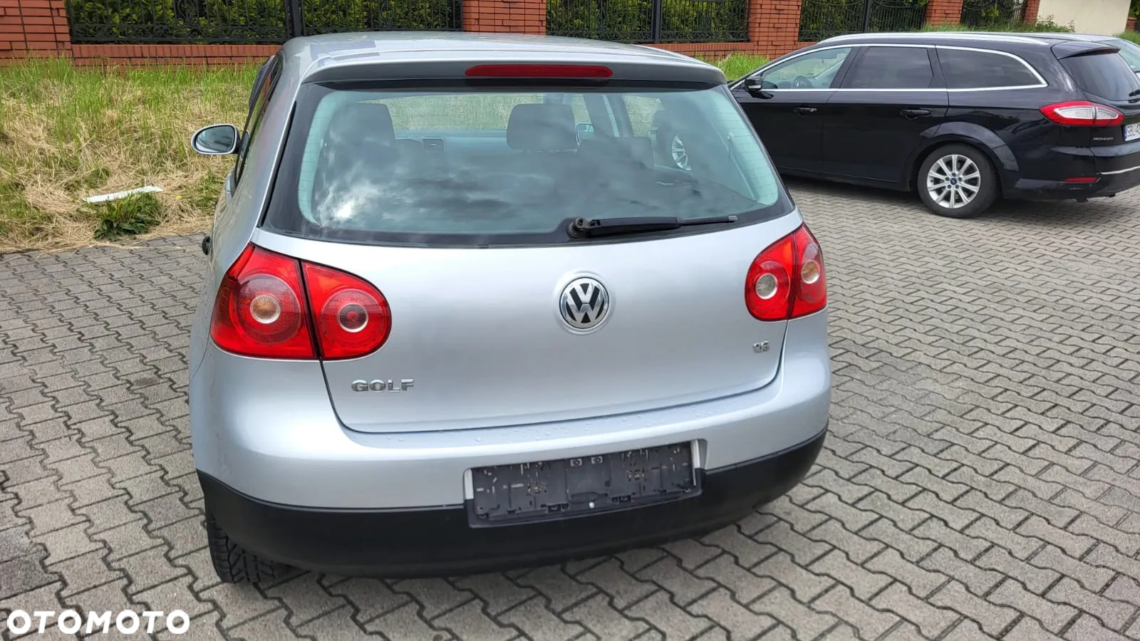Volkswagen Golf 1.6 Trendline - 24