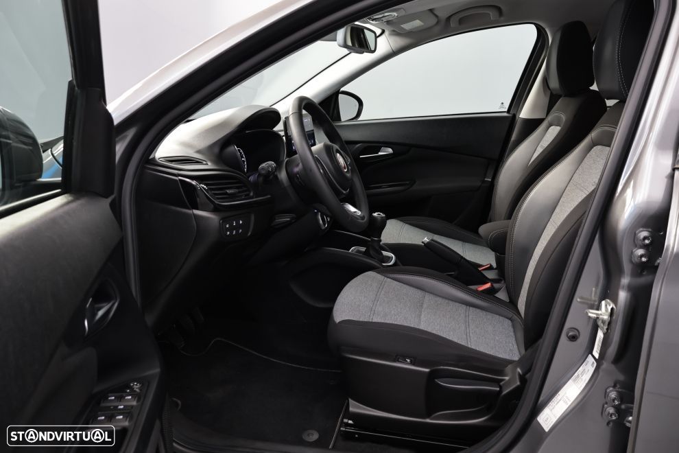 Fiat Tipo Cross 1.3 Multijet - 24