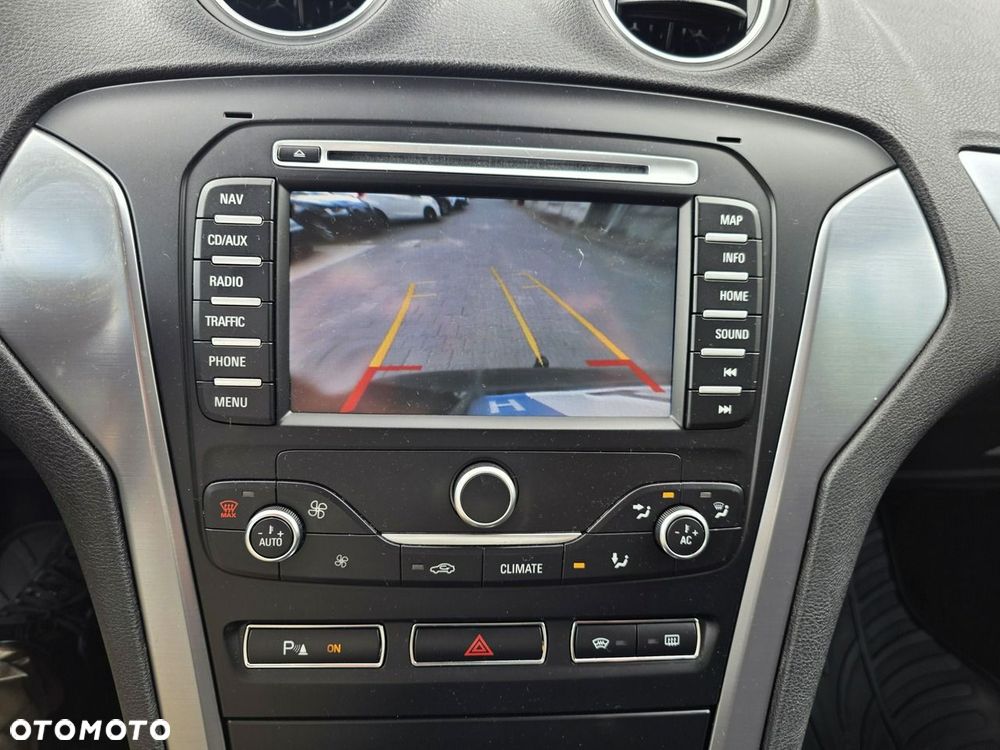 Ford Mondeo 2.0 EcoBoost Titanium - 20