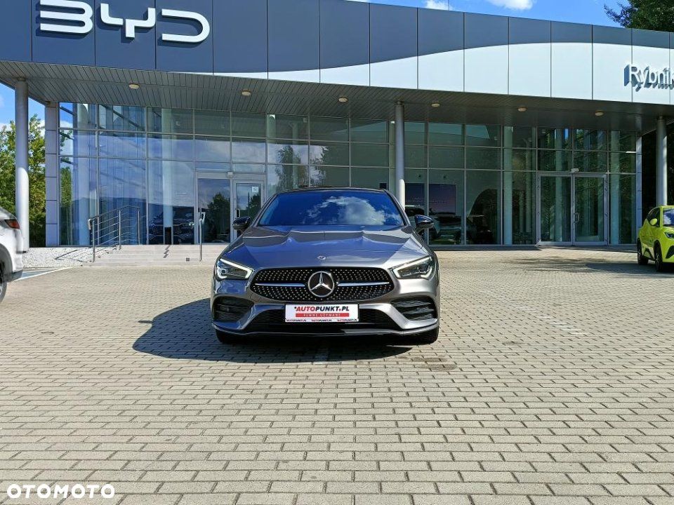 Mercedes-Benz CLA - 2