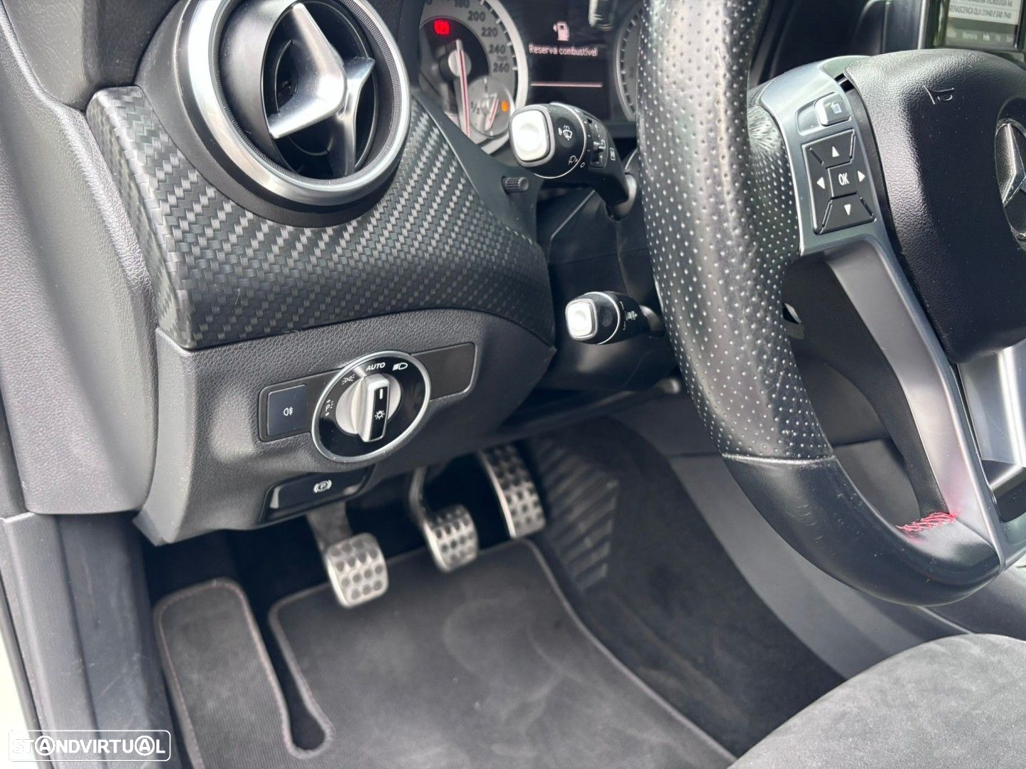 Mercedes-Benz A 180 CDi BE AMG Line - 10
